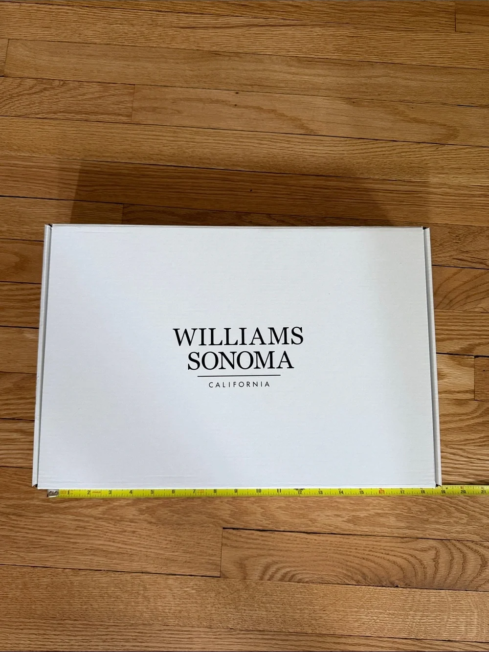 Williams Sonoma White Gift Box Black Logo 12”x18”x 2.75”